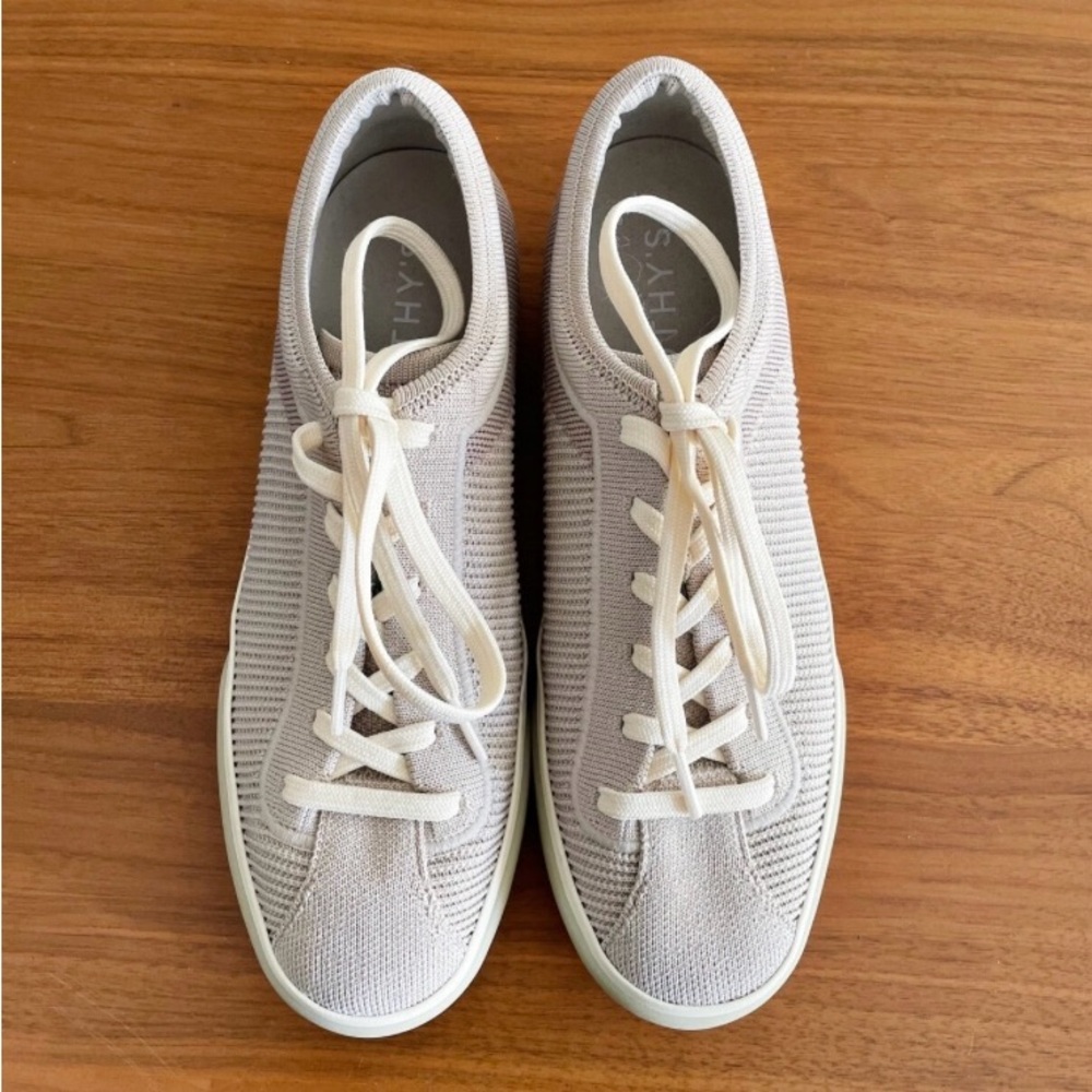 Rothy's women’s Lace up Sneakers size 10